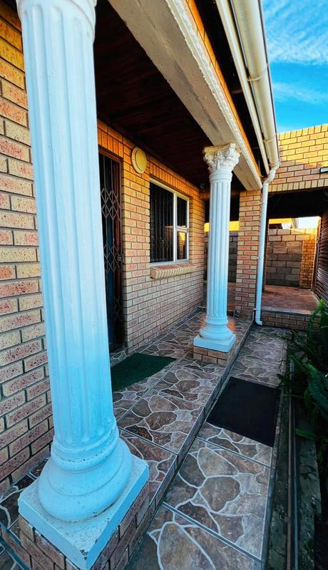 3 Bedroom Property for Sale in Kwazakhele Eastern Cape